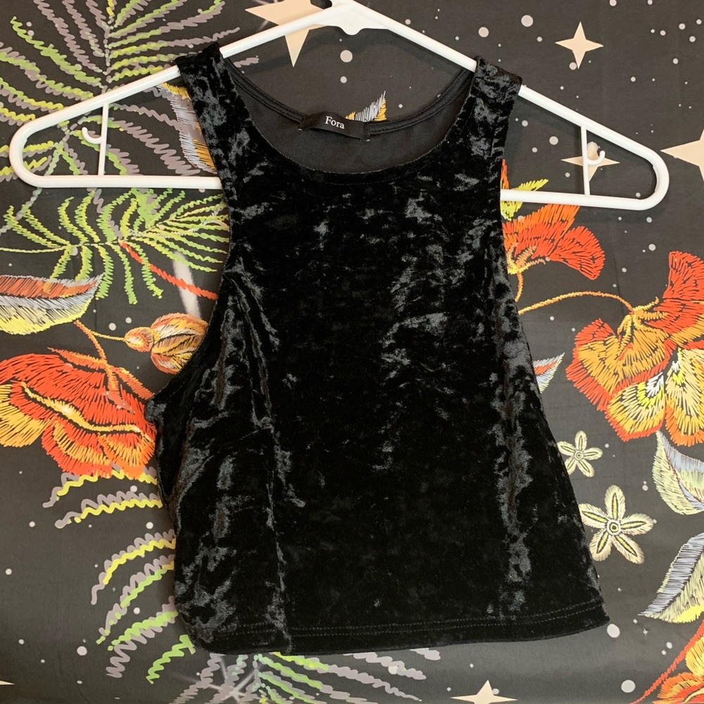 Black Small Cropped Tank Top